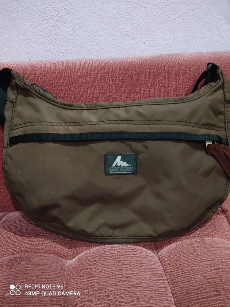Gregory USA Satchel saiz M slingbag sling