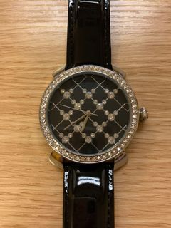 （分類：）位於 。 由 wallet.bag 提交（商品編號 1045435893，圖片 1）。簡介： 。