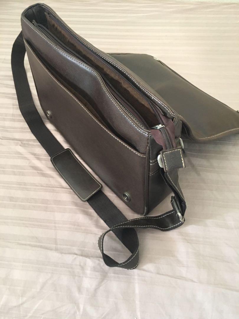 Hugo Boss Business bag, Men's Fashion, Bags, Briefcases on Carousell