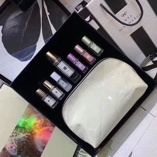 (Category: ) located in . Submitted by aura.allure (Listing ID 1045328103, Image 1). Description: .