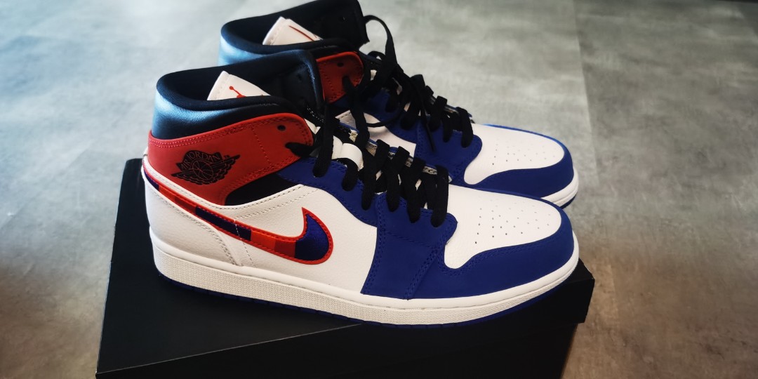 Red and blue best sale jordan shoes