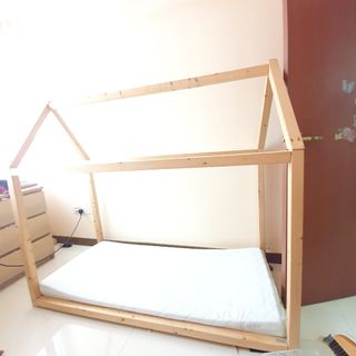(Category: ) located in . Submitted by cosmicstrobe (Listing ID 1045415968, Image 1). Description: .