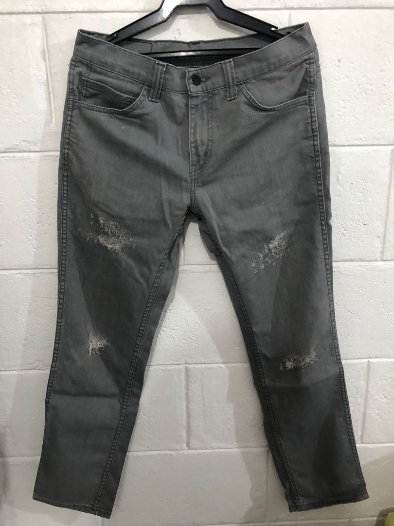 ripped levis 511