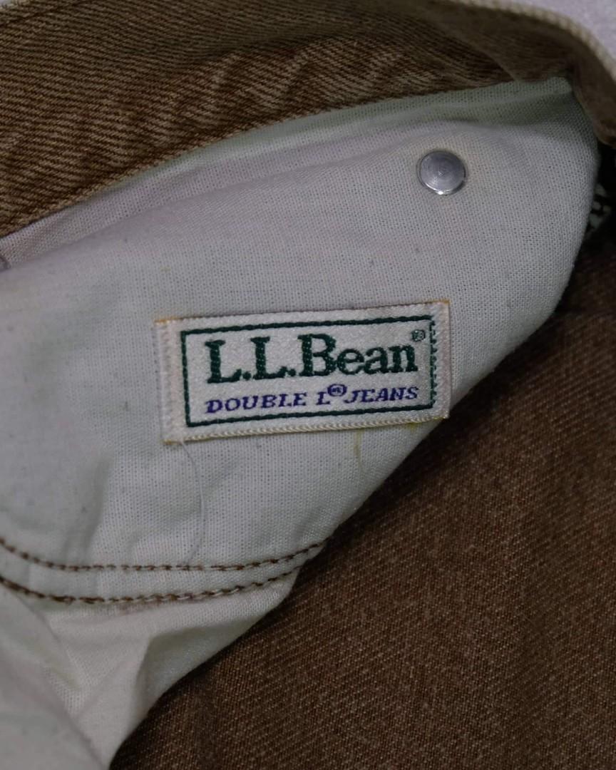 LLbean （分類：西裝）位於 Hong Kong。 由 chung303 提交（商品編號 1045455280，圖片 4）。簡介： 美國老牌子 Since1912 L.L.Bean啡色牛仔褲 適合喜愛美式復古的你 版型為小直筒剪裁 Made in USA 還有老式工會標 size 30x32 腰平量 38cm (76cm) 大腿 28cm 褲腳 18.5cm 前檔 28cm 後檔 36.5cm 褲長 103.5cm No refund。