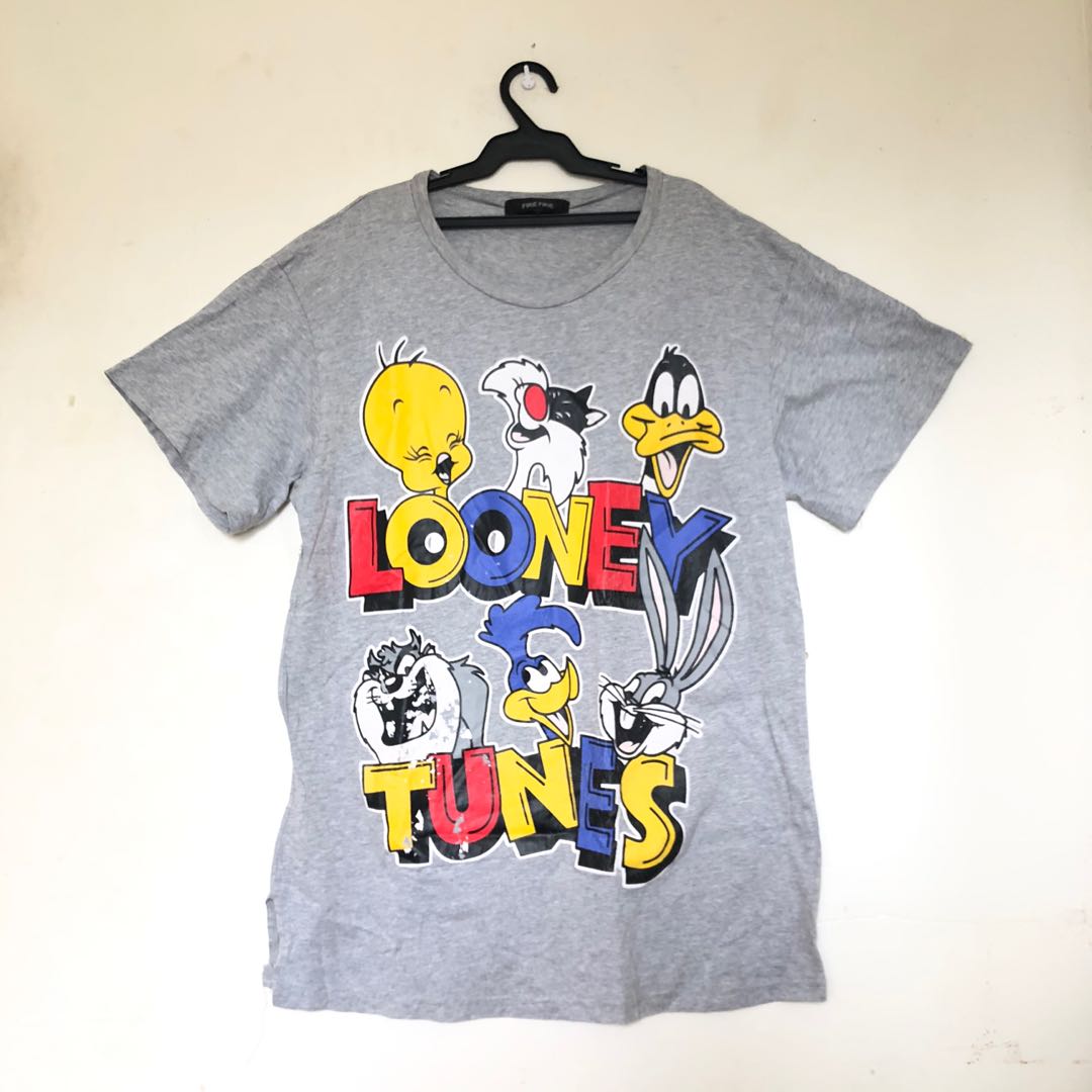 Looney tunes oversized shirt, Men's Fashion, Tops & Sets, Tshirts ...