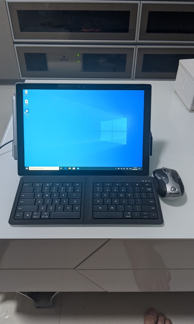 Microsoft Surface Pro 4, Electronics, Computers, Laptops on Carousell