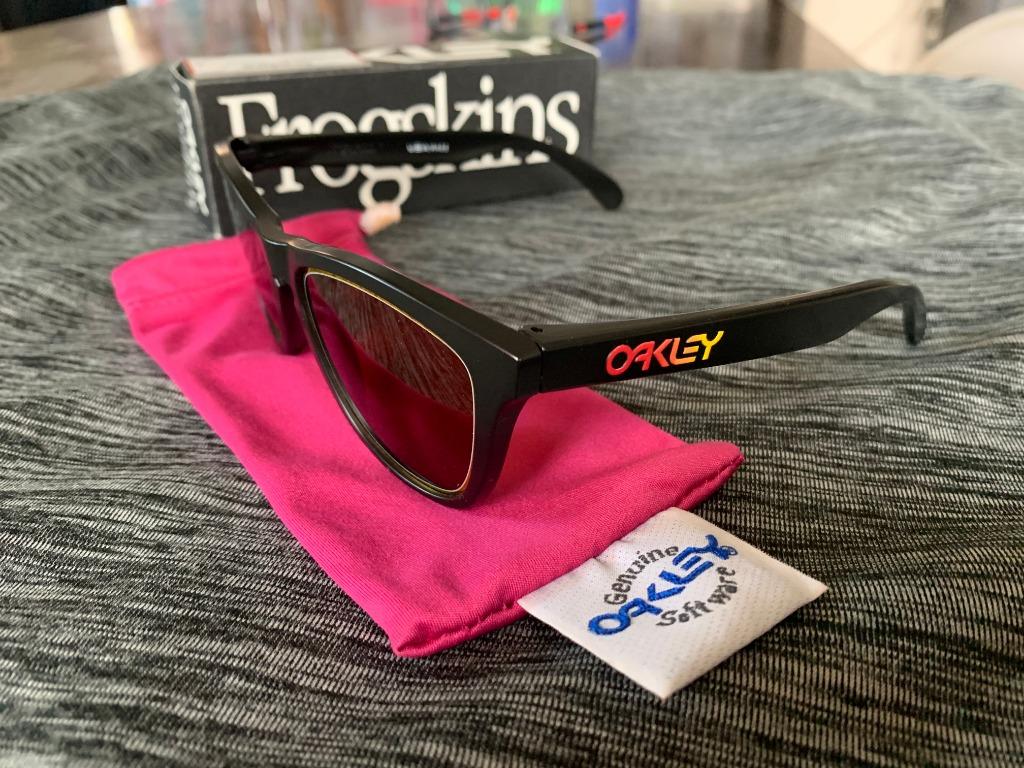 Oakley frogskins fire hotsell and ice collection