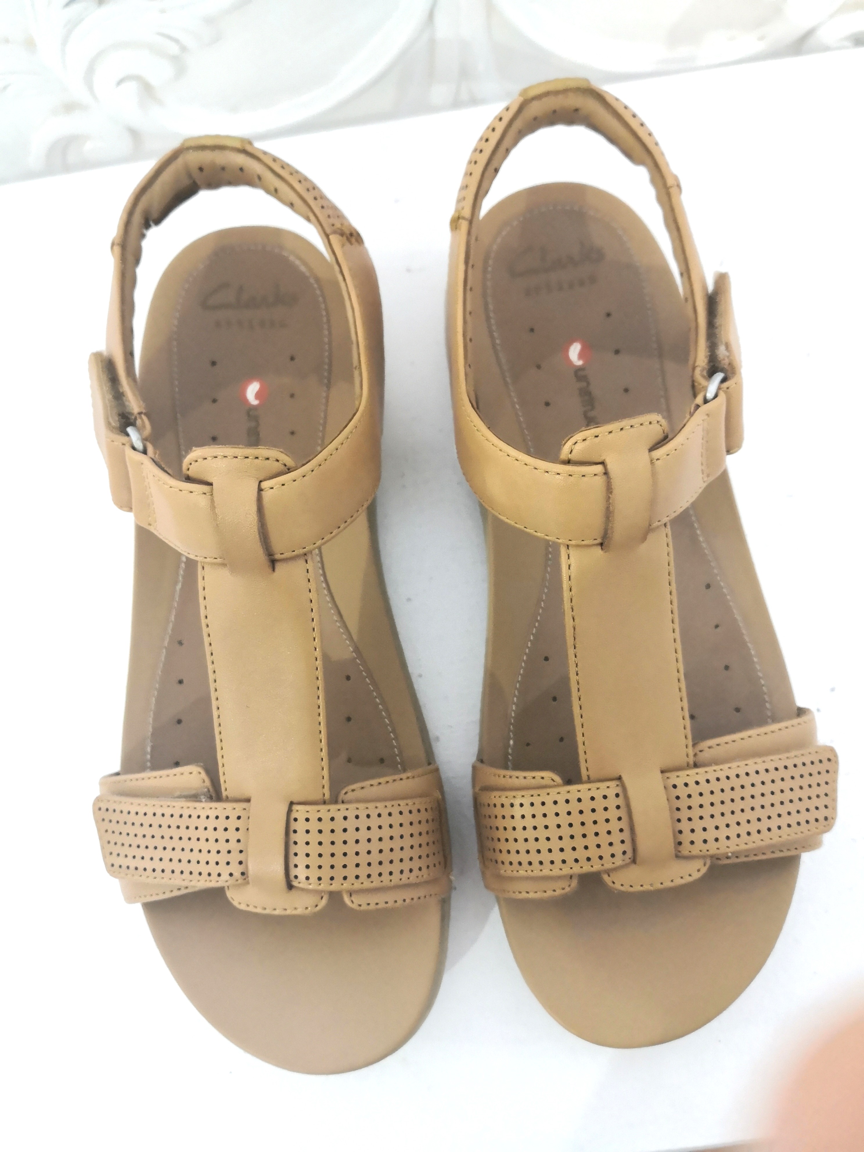 clarks artisan sandals