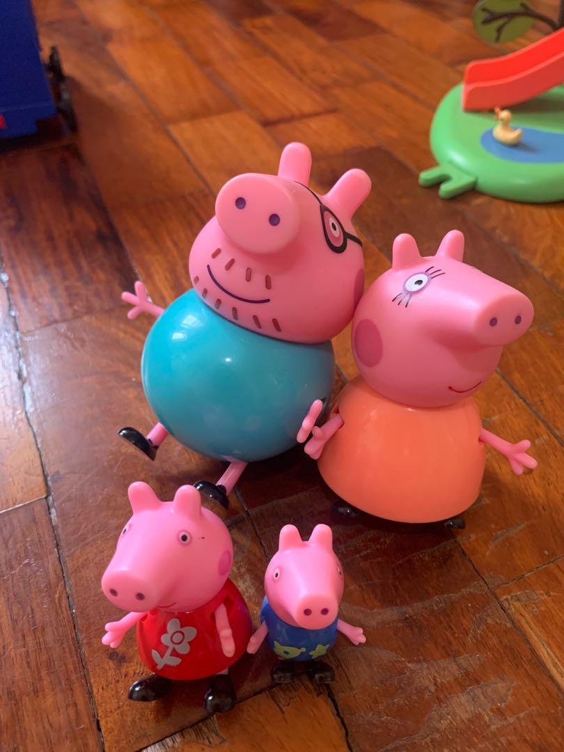 peppa pig carry case with figures