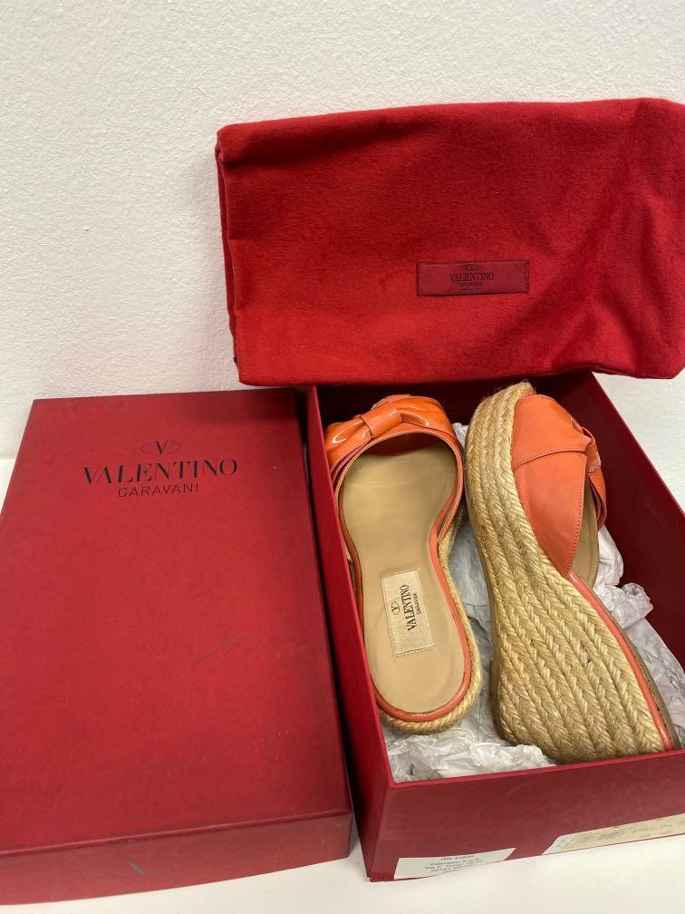 Pink valentino wedges