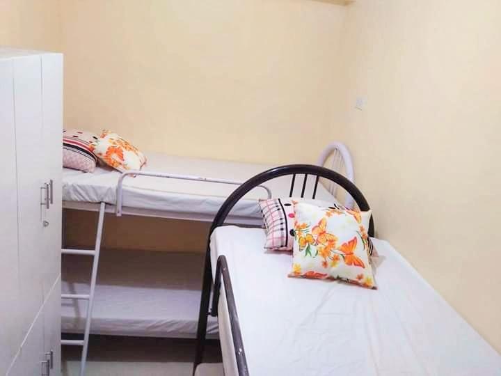 Room for rent near BGC (Category: Room Rentals) located in Manila. Submitted by mustseeproperties (Listing ID 1045338239, Image 1). Description: Room for rent near BGC Fully-furnished for 2 persons at P9, 000/month 3rd & 4th person per room will be an additional 1,000 per person Location: 119 Gen del Pilar St. South Cembo, Makati City 2-5mins walk to Grand Hyatt Hotel and Metrobank, BGC, St. Luke's Global Amenities: ✅WIFI ✅Air-con ✅Double decks w
