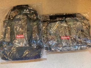 （分類：）位於 。 由 sober.46_store 提交（商品編號 1045436606，圖片 1）。簡介： 。