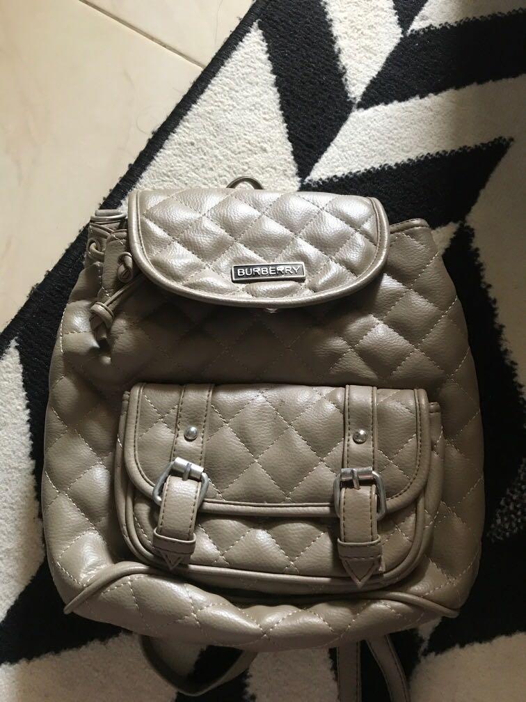 Tas Serut Wanita Fesyen Wanita Tas Dompet Di Carousell
