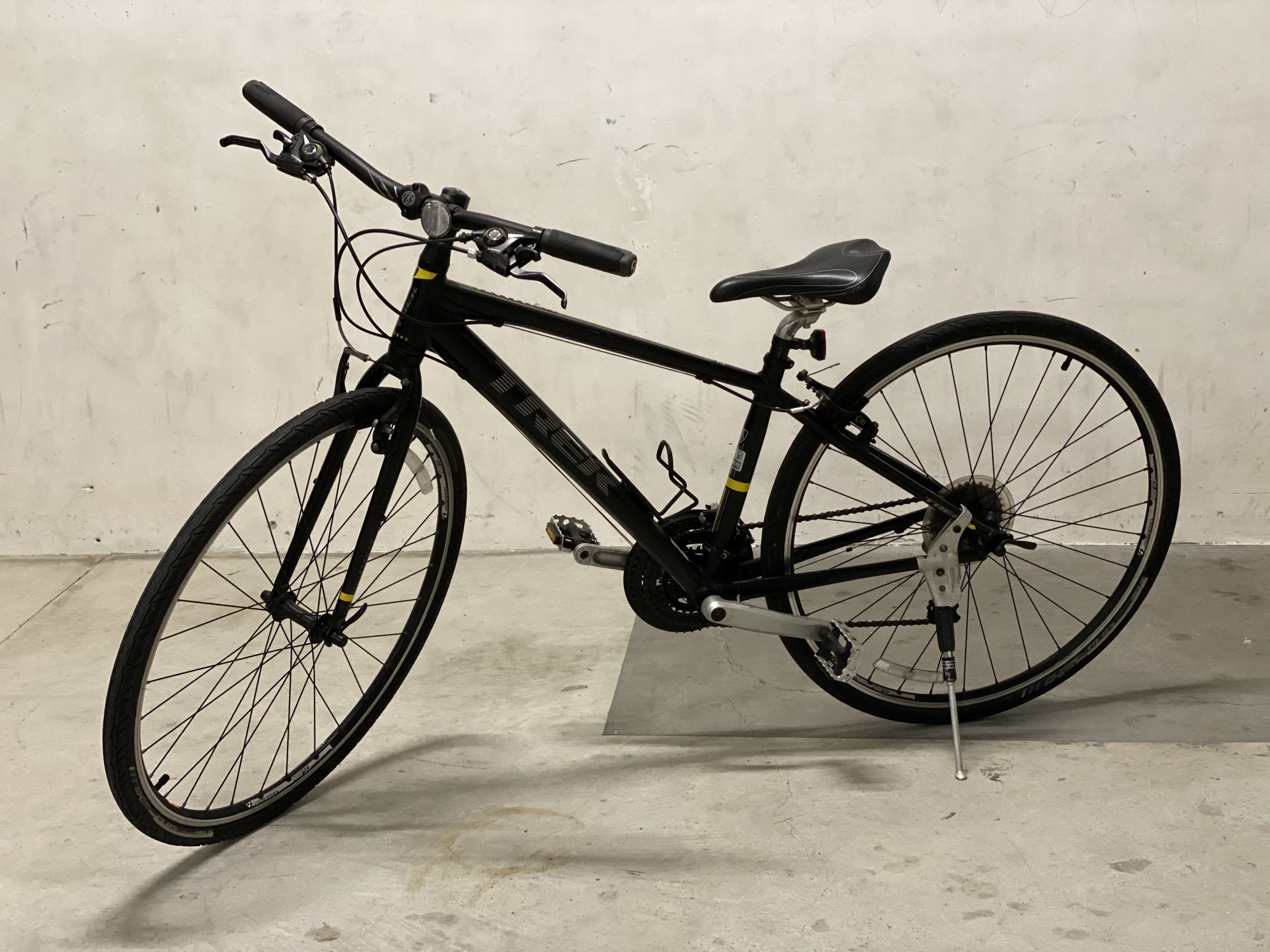 Trek fx livestrong clearance