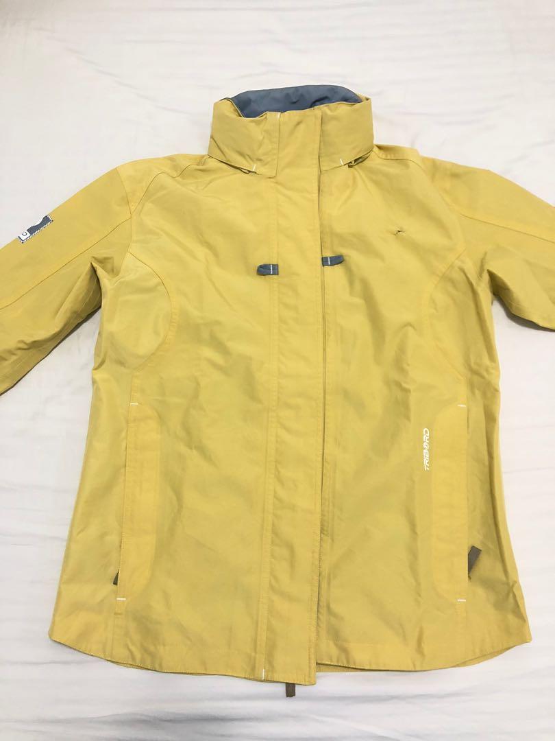 Tribord Decathlon Jacket with Pocketable Hood, Men's Fashion, Coats,  Jackets and Outerwear on Carousell