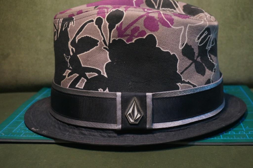 Volcom Hat Men s Fashion Watches Accessories Caps Hats on