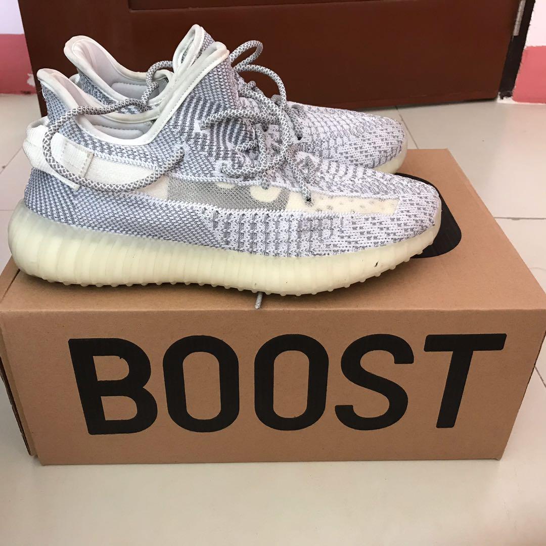 yeezy static yellowing