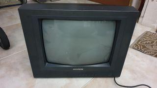 14" Cube CRT TV with FULLY WORKING
