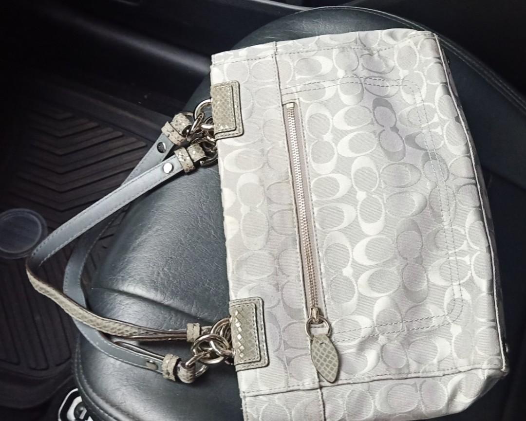 Authentic Coach Penelope CarryAll Bag B1120F16540 YKK ZIPPERS, Luxury