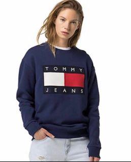 AUTHENTIC TOMMY HILFIGER JUMPER PRICE IS FIRM