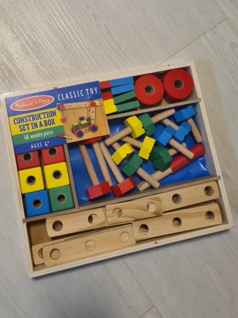 melissa & doug construction set in a box