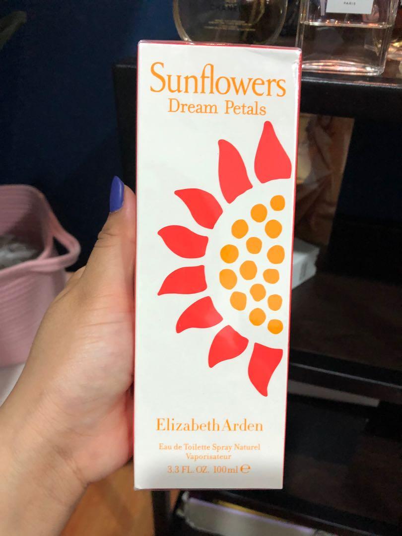 Elizabeth Arden Dream Petals 2024 favors