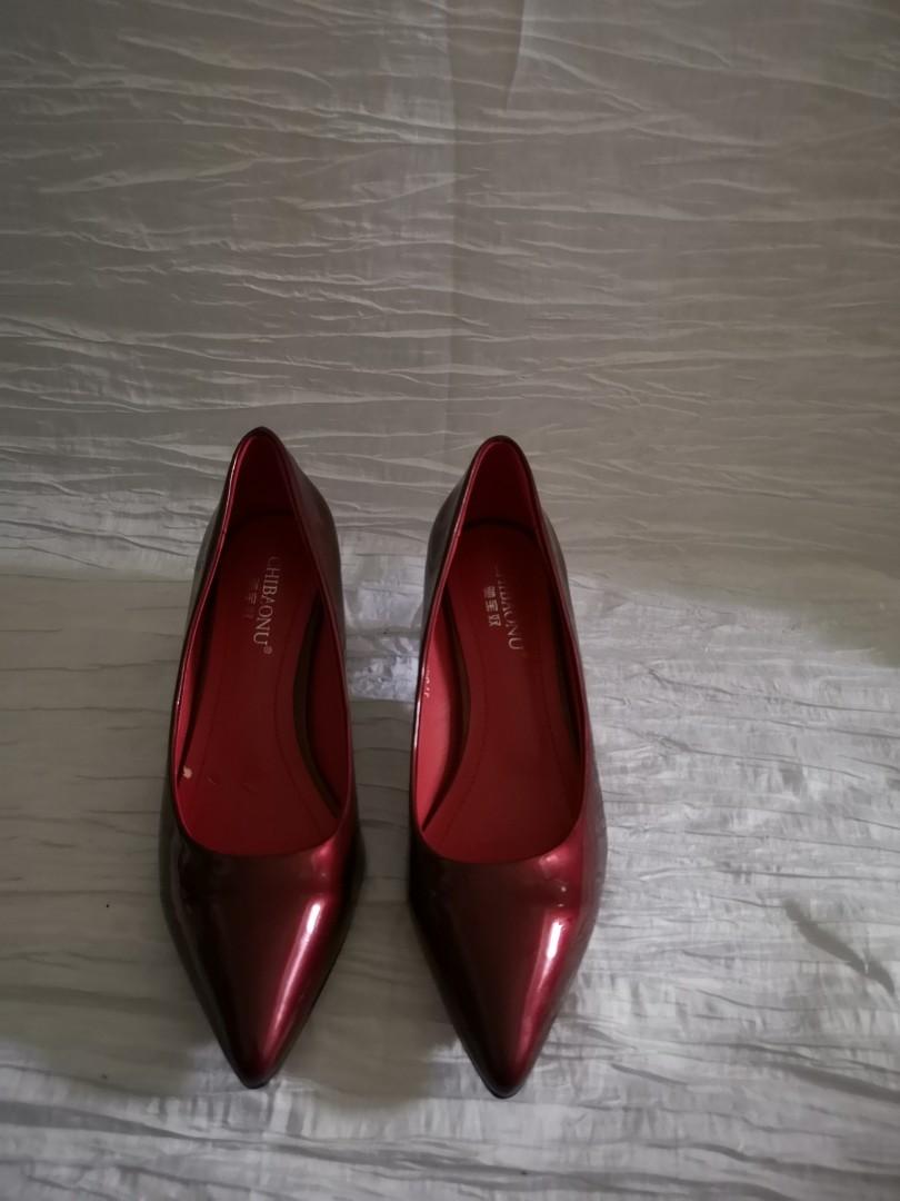 wine colour high heels