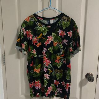 (Category: ) located in . Submitted by jackiehere (Listing ID 1039146732, Image 1). Description: .