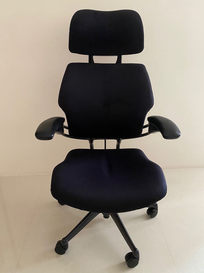 humanscale executive freedom task chair with headrest