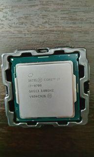 Intel i7 9700
