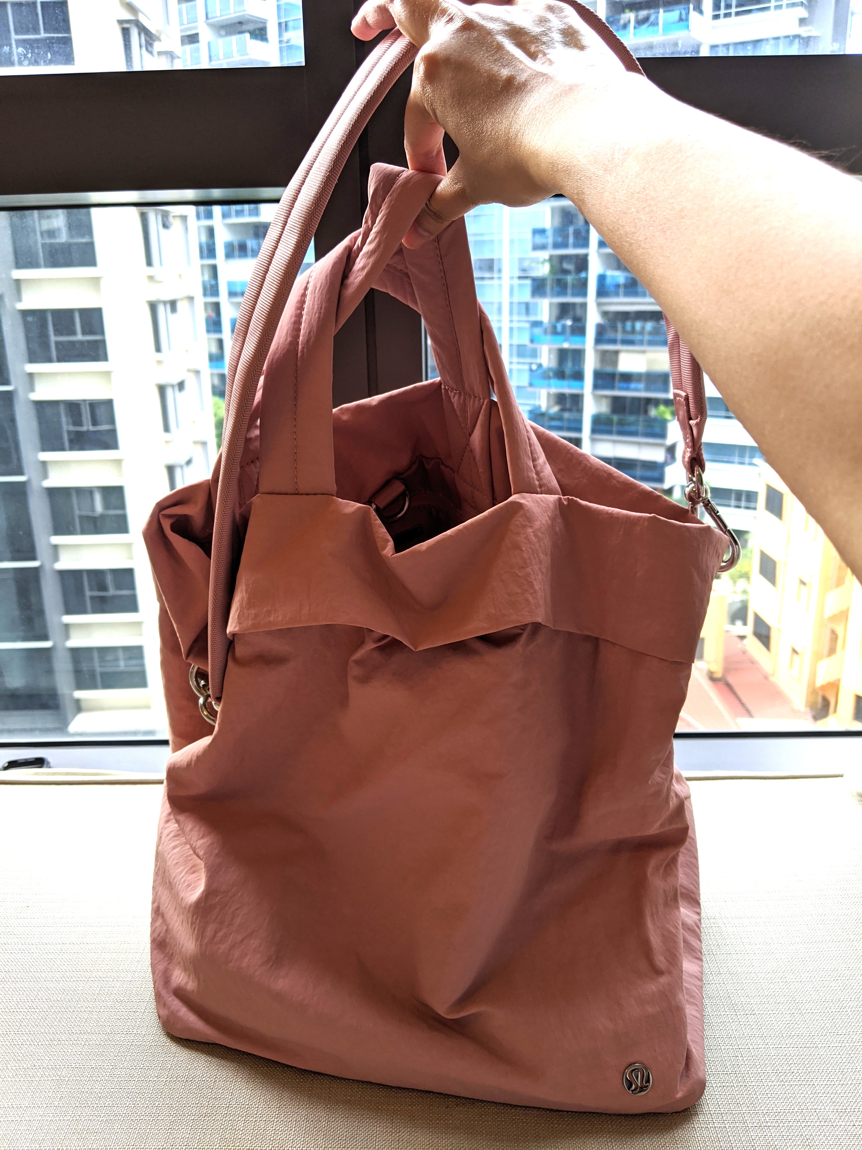 lululemon womens bags
