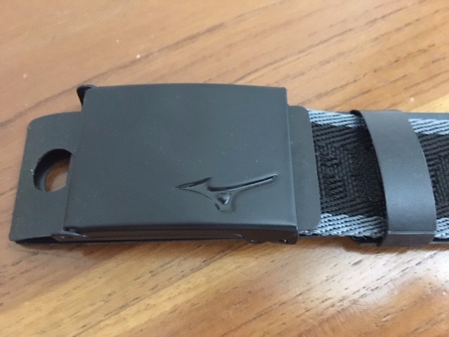 mizuno belt buckle