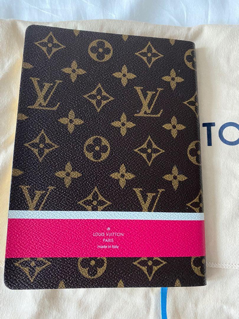 Louis Vuitton Long Zippy Wallet Vivienne Brown Monogram Holiday Giraffe