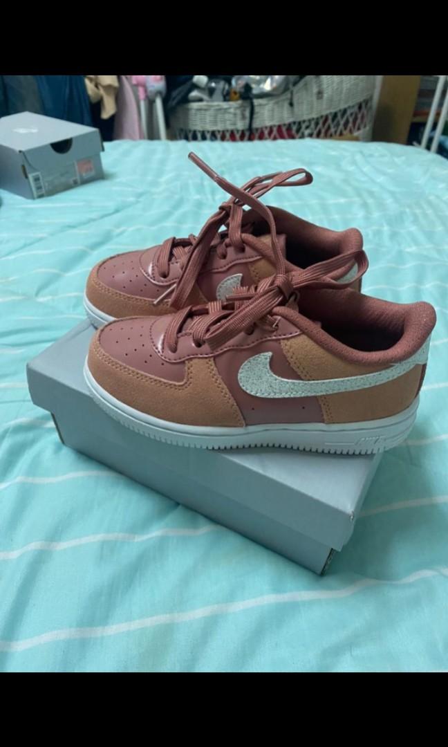 Air force 1 lv8 valentine's day junior 2025