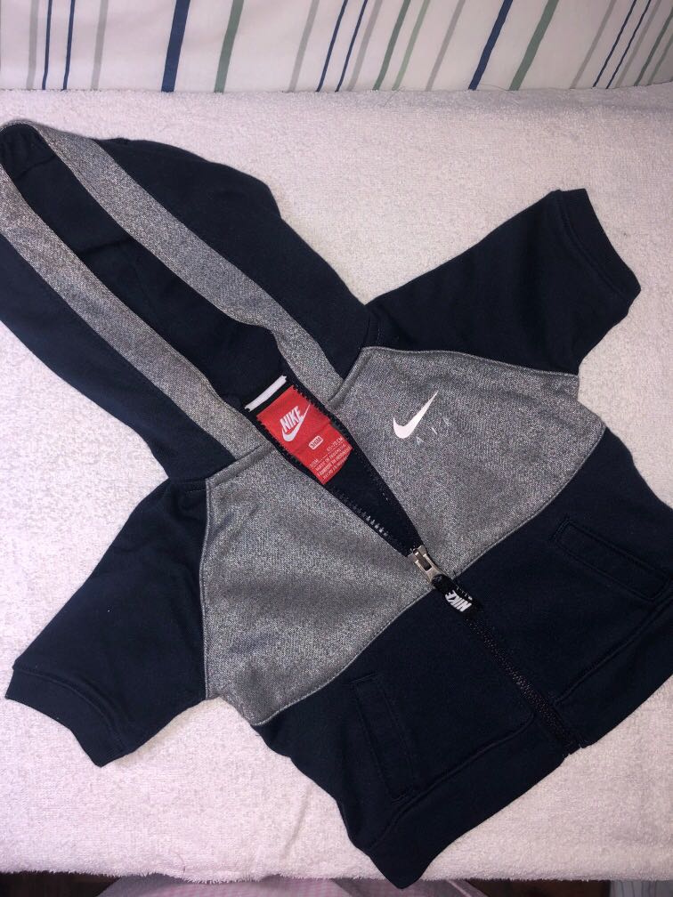 nike baby sweater