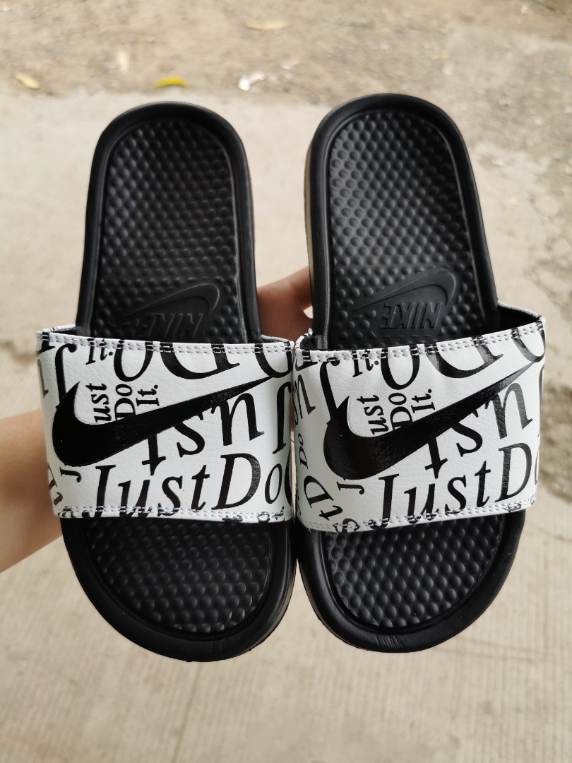 nike flip flops just do it
