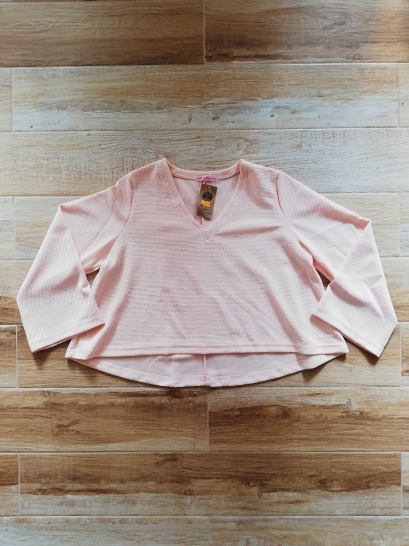 pink flowy crop top
