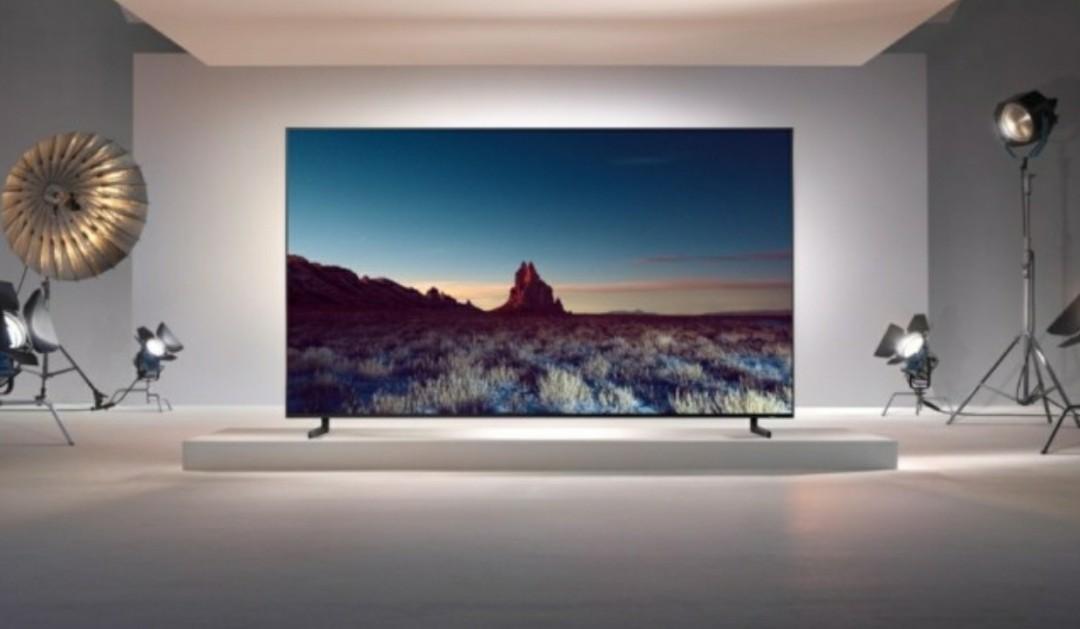 82 Inch Tv In Living Room