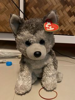 (Category: ) located in . Submitted by littlebeepbeep (Listing ID 1039170026, Image 1). Description: .
