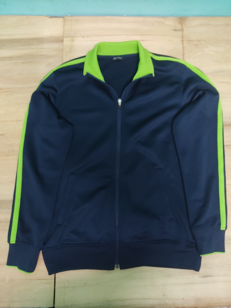 tracktop uniqlo