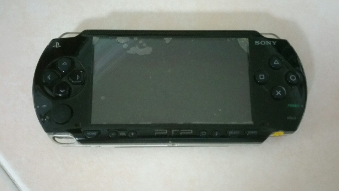 Used PSP 1001, Video Gaming, Video Game Consoles, Others on Carousell