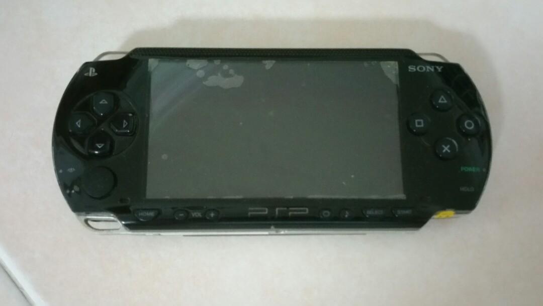 Used PSP 1001, Video Gaming, Video Game Consoles, Others on Carousell