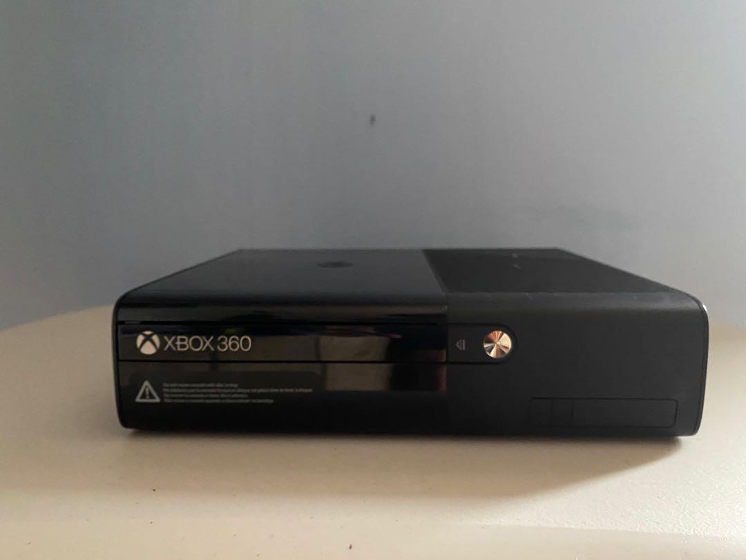 Xbox 360 Bundle ( includes Kinect sensor and 14 games) (Category: Xbox) located in Cainta. Submitted by habiier (Listing ID 1039055950, Image 3). Description: Xbox 360 Bundle -Xbox 360 E console (US version) -110V power power supply - 2 controllers - Kinect Sensor bar - 14 Xbox 360 games (seen on the picture above).