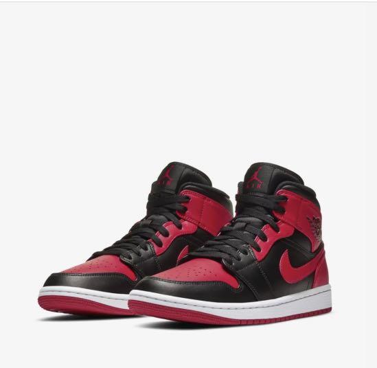 Jordan mid 1 red and black Clearance