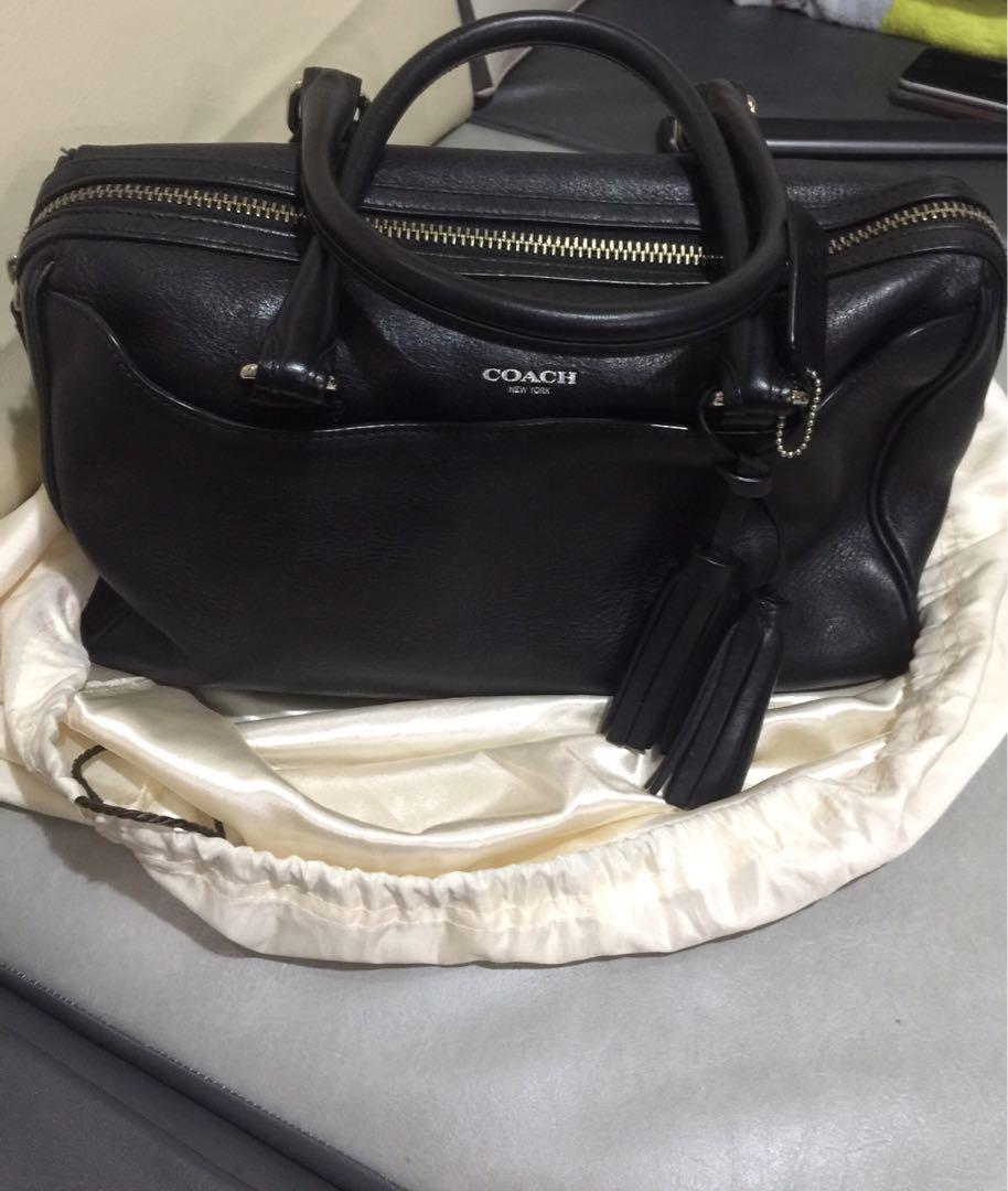 Coach bag new arrivals with tassel