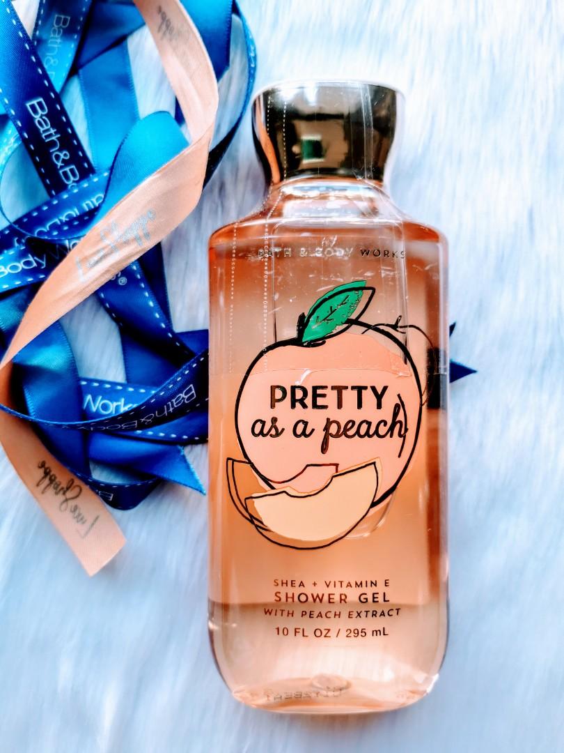 Bath & Body Works Shower Gel (Category: Bath) located in Taguig. Submitted by dhescabero (Listing ID 1022880777, Image 2). Description: Bath and Body Works Shower Gel Wash your way to softer, cleaner skin with a rich, bubbly lather bursting with fragrance. 💯 original, bought directly from Bath and Body Works US 🇺🇸.