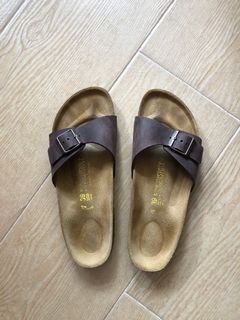 （分類：）位於 。 由 calaman 提交（商品編號 1045579403，圖片 1）。簡介： 。