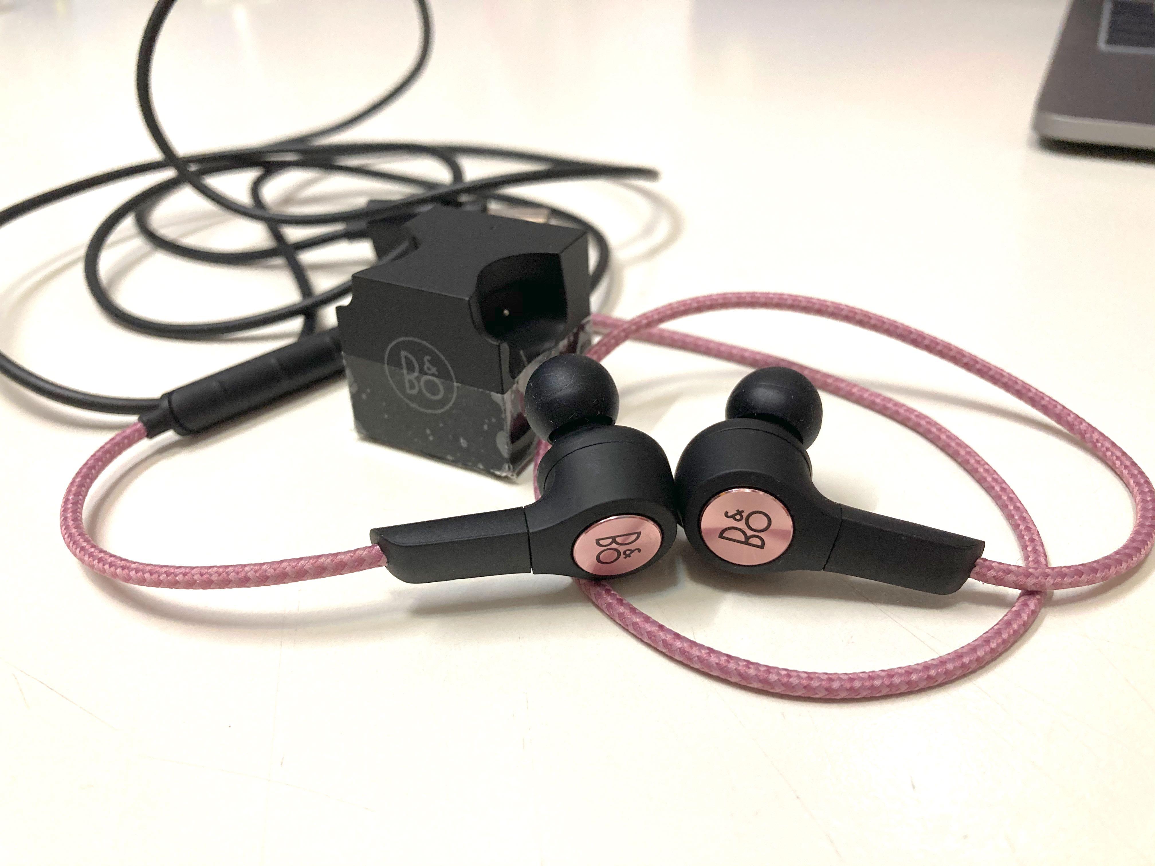 B O E5 Wireless earphone Carousell