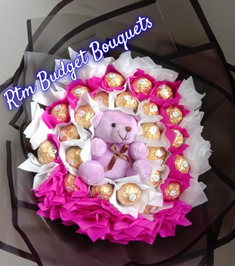 Mini budget bouquet 💐, Hobbies & Toys, Stationery & Craft, Flowers &  Bouquets on Carousell