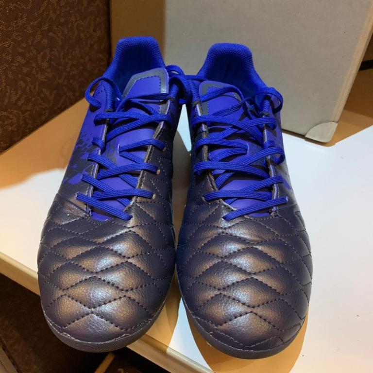 Decathlon soccer shoes top